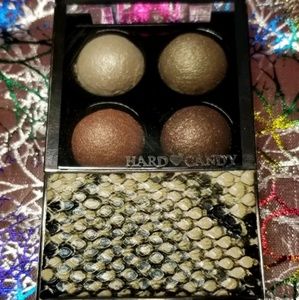 Hard Candy-MOnyy Baked Eyeshadow #719
